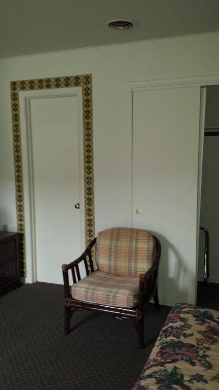 Olde Court Inn Wheeling Quarto foto