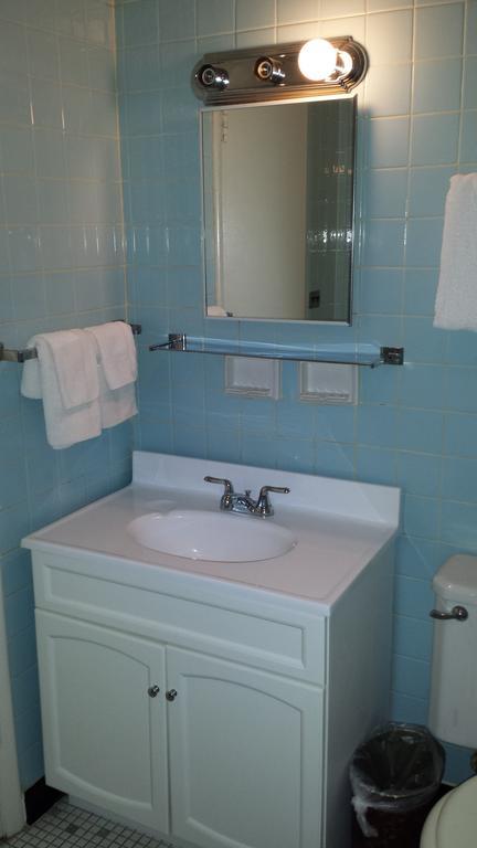 Olde Court Inn Wheeling Quarto foto